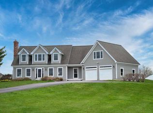 13 Muirfield Rd, Cumberland, ME 04021