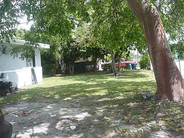 2nd image of 11001 NW 17th Ave