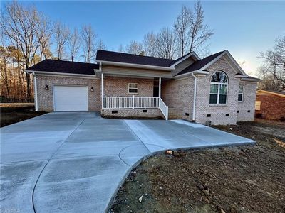 4218 Farlow Dr, Greensboro, NC, 27406