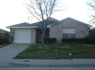 2621 Las Villas Ave, Dallas, TX 75211