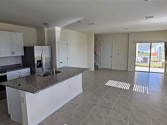 4th image of 1746 Red Canyon Dr