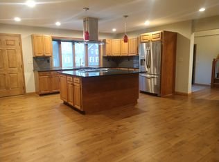 51 Jericho Rd, Essex Jct, VT 05452