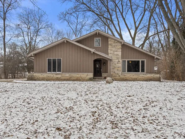 2420 Green Haze AVENUE, Mount Pleasant, WI 53406