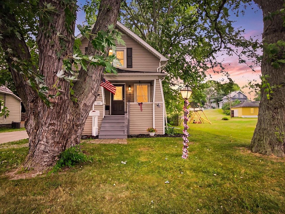 1st image of 111 Penrith Ave