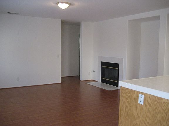 4th image of 5714 Parkhurst Ct