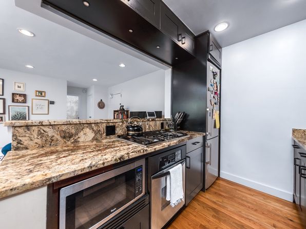 5112 Macarthur Blvd NW