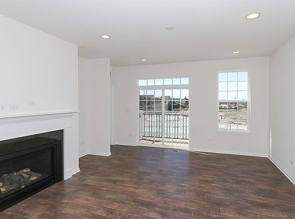 3rd image of 817 Paisley Ct Lot 8.02