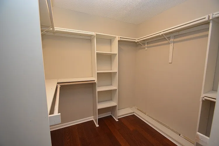 3406 Weatherby Dr — Photo 12