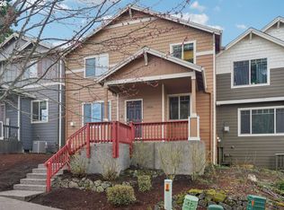 37834 Sandy Heights St, Sandy, OR 97055