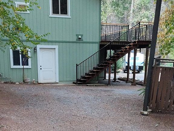 5th image of 20460 Cedar View Ct