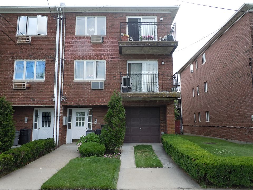1st image of 7925 Seaview Ave #30