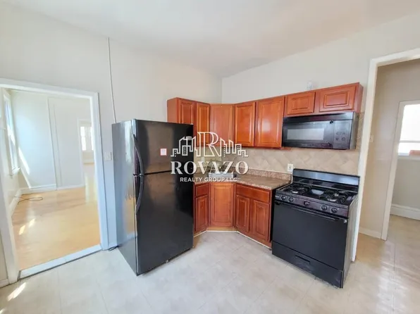 110 Brookdale Ave Floor 2, Newark, NJ 07106