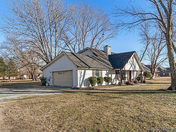 2nd image of 18047 S Quail Meadow Dr