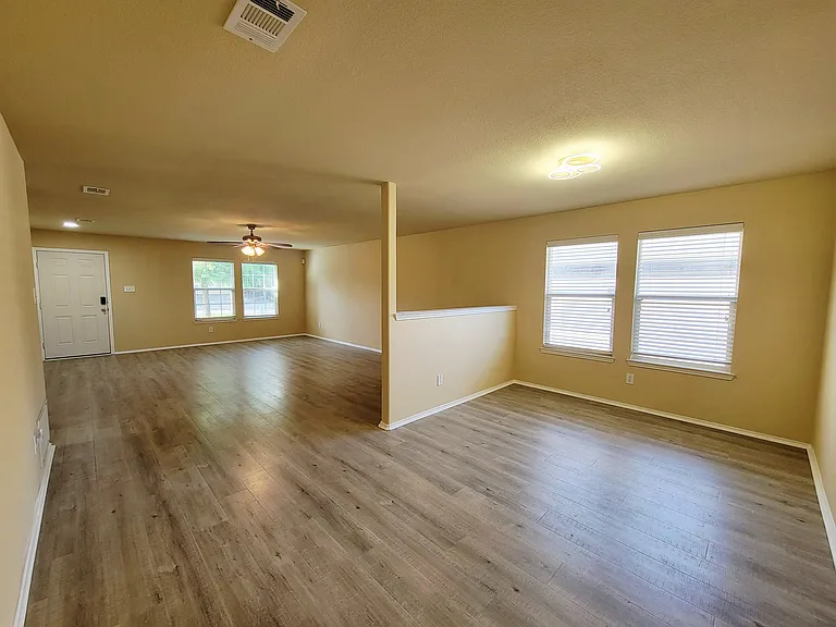 10032 Daly Dr — Photo 5
