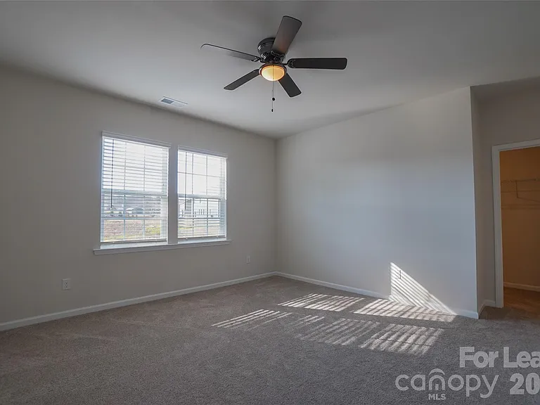 1406 Caracara Ct — Photo 11
