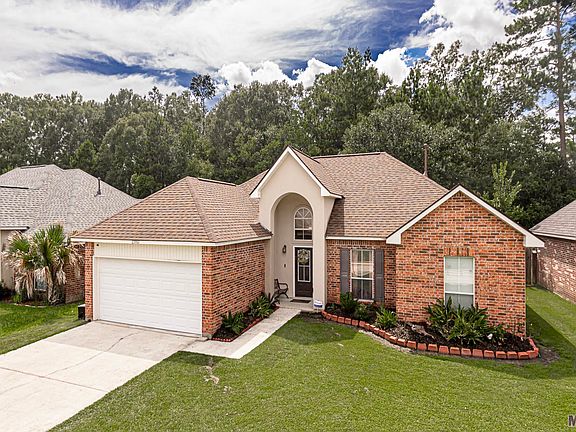 2nd image of 25961 Stonehenge Dr