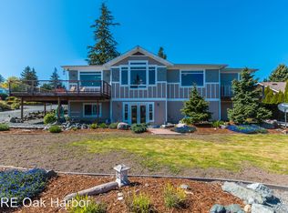 583 Sunrise Blvd, Oak Harbor, WA 98277