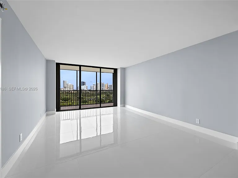 20335 N Country Club Dr #1905 — Photo 9