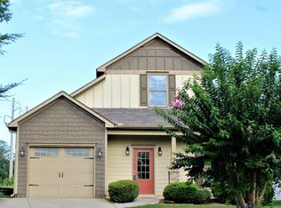 20 Thomas Ct, Cartersville, GA 30121