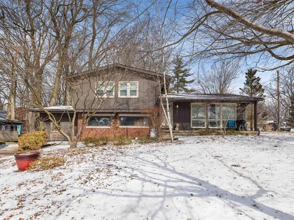 1924 Indian Trail Dr, West Lafayette, IN 47906