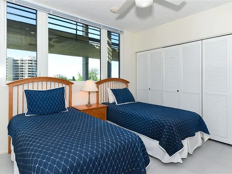 1125 Gulf Of Mexico Dr #403 — Photo 32