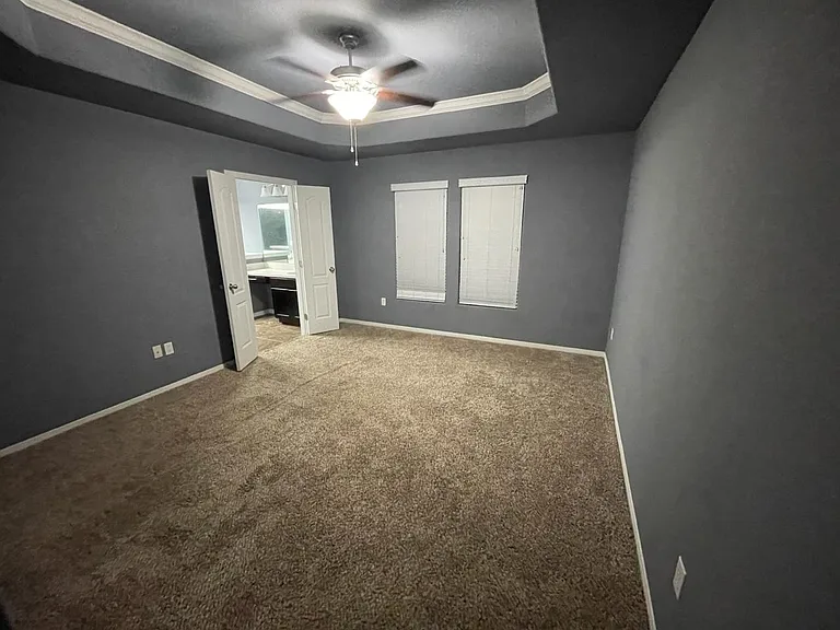 1030 Santa Catalina St — Photo 7