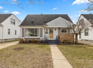 401 Walnut Ave, Royal Oak, MI