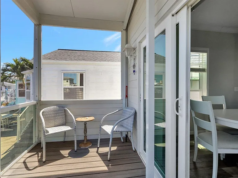 10701 S Ocean Dr — Photo 5