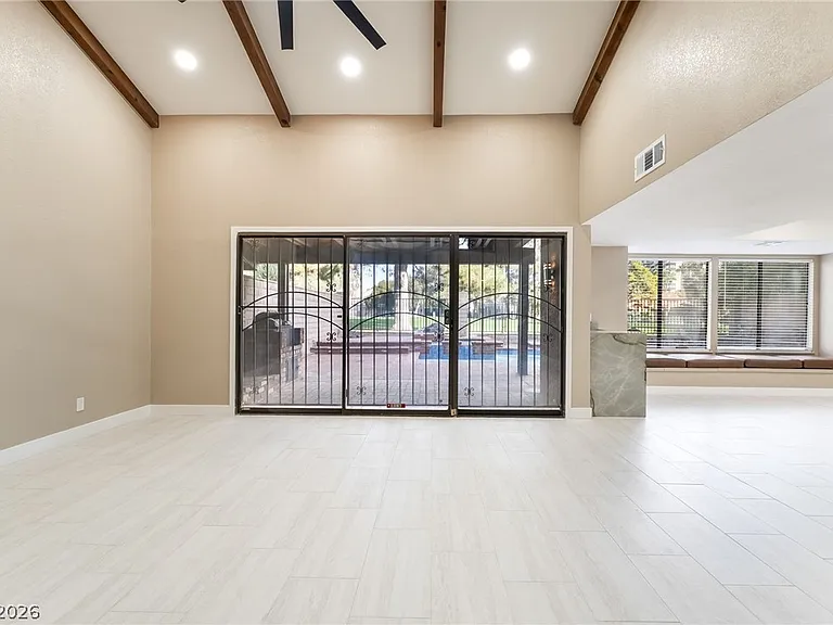968 Pinehurst Dr — Photo 18