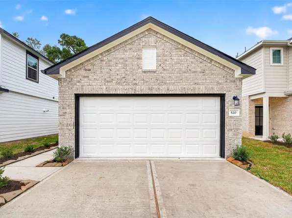 520 Emerald Thicket Ln, Huffman, TX 77336