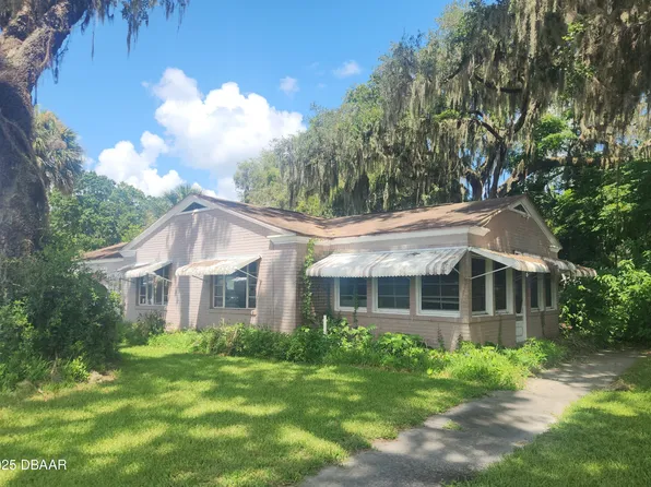 105 Palm Ln, Crescent City, FL 32112