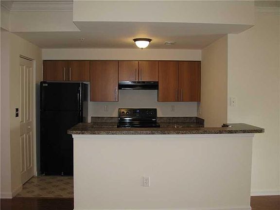 2nd image of 5800 W Sample Road #305