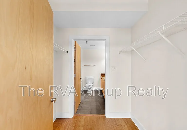 110 W Marshall St #27 — Photo 36