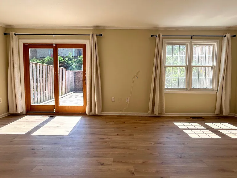 6020 Morgan Ct — Photo 4
