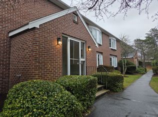 775 W Main St APT 3, Hyannis, MA 02601