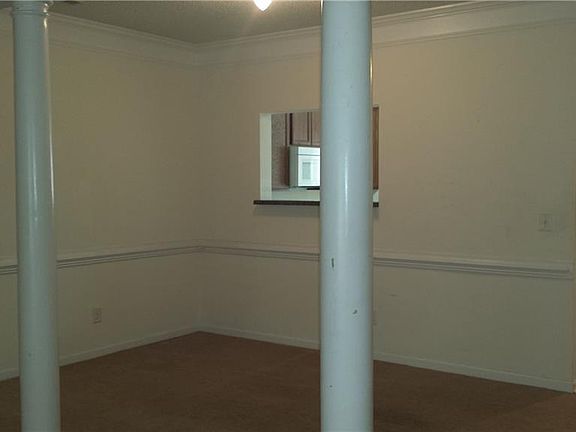5th image of 9529 Brackenview Ct #20