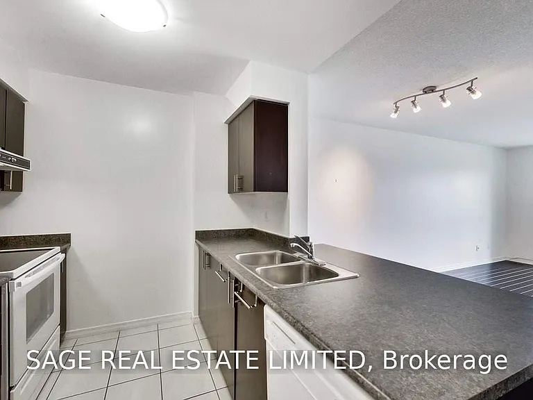 60 Heintzman St #636 — Photo 6