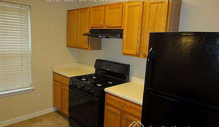 2644 Waverly Hills Dr — Photo 4
