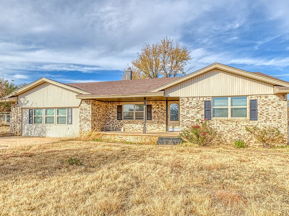 1st image of 1108 W Us Highway 277