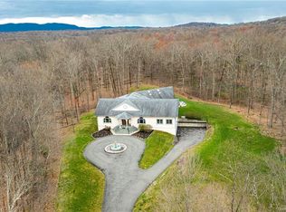 126 Old Hopewell Rd, Wappingers falls, NY 12590
