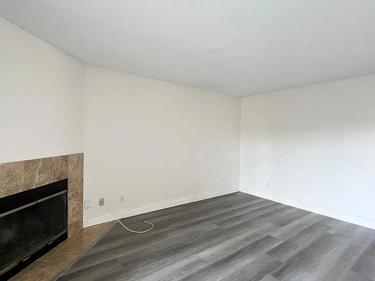 7405 Charmant Dr #2112 — Photo 13