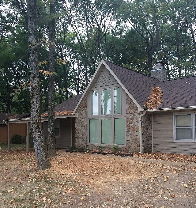 2nd image of 2503 Willena Dr SE