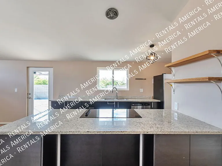 1311 W Wheatridge Dr — Photo 12