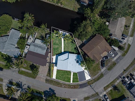 4th image of 2024 NW 10th Ave