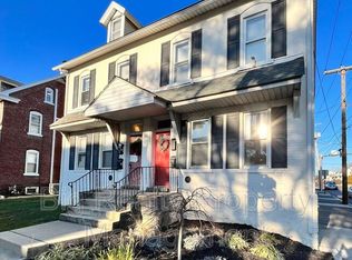 235 E Main St #2F, Lansdale, PA 19446