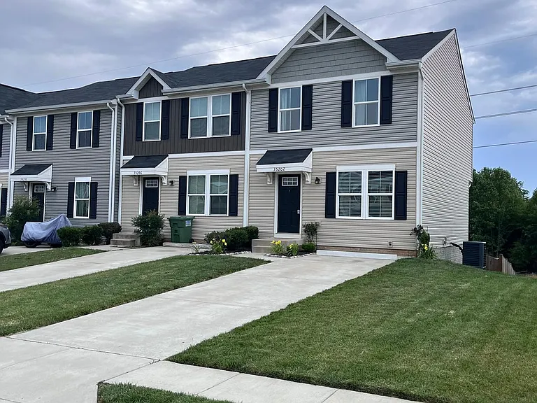 35202 Sara Ct — Photo 2