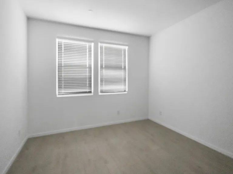 13415 W Eagle Feather Rd — Photo 23