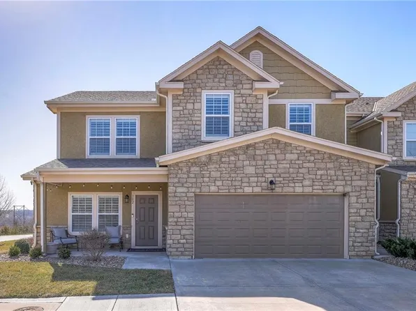 16058 Fontana St Unit 302, Overland Park, KS 66085