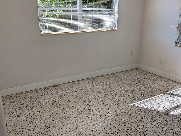 2303 Tulip St — Photo 28