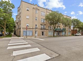 6457 N California Ave #3, Chicago, IL 60645